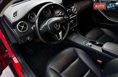Внедорожник / Кроссовер Mercedes-Benz GLA-Class 2015 в 