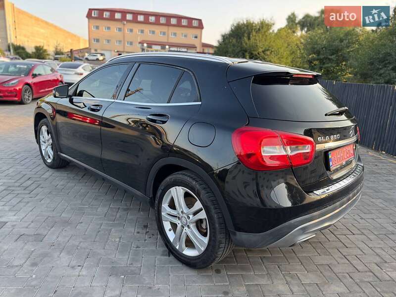 Внедорожник / Кроссовер Mercedes-Benz GLA-Class 2016 в Луцке фото 3 Внедорожник / Кроссовер Mercedes-Benz GLA-Class 2016 в Луцке