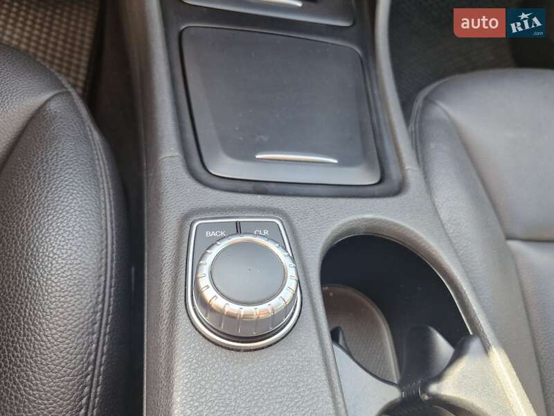 Позашляховик / Кросовер Mercedes-Benz GLA-Class 2014 в Хмельницькому