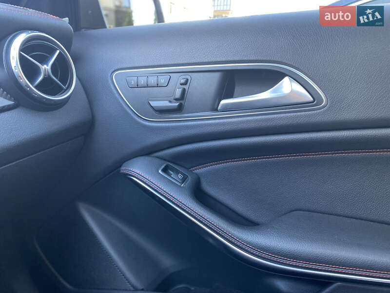 Позашляховик / Кросовер Mercedes-Benz GLA-Class 2015 в Києві