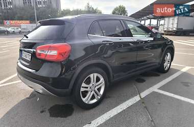Позашляховик / Кросовер Mercedes-Benz GLA-Class 2015 в 