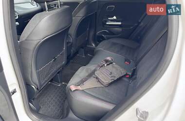 Позашляховик / Кросовер Mercedes-Benz GLA-Class 2021 в 