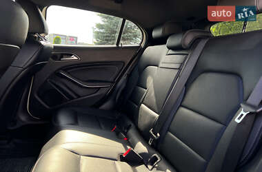 Внедорожник / Кроссовер Mercedes-Benz GLA-Class 2016 в 