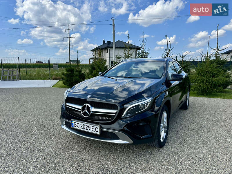 Внедорожник / Кроссовер Mercedes-Benz GLA-Class 2016 в Тернополе