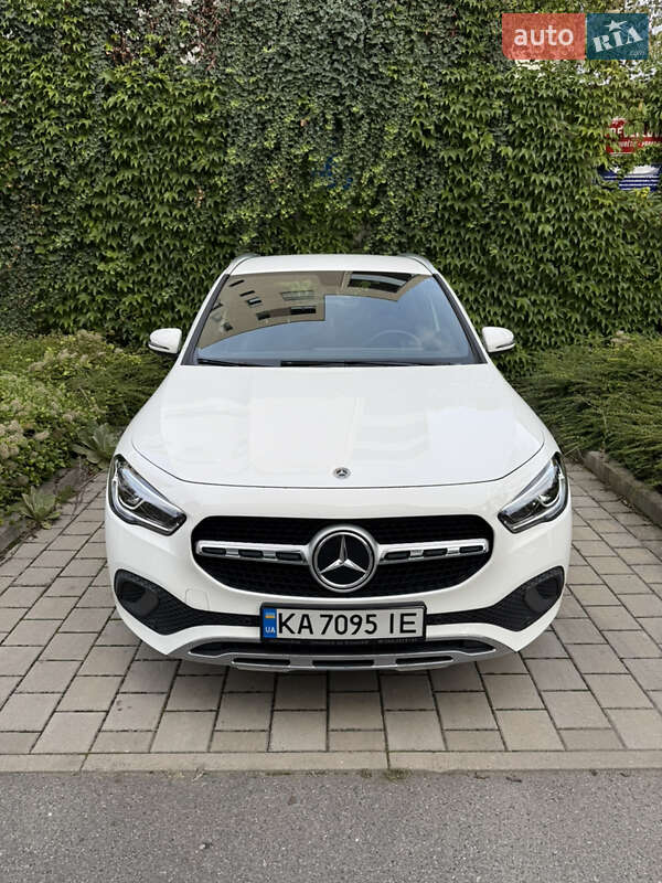 Внедорожник / Кроссовер Mercedes-Benz GLA-Class 2022 в Киеве фото 3 Внедорожник / Кроссовер Mercedes-Benz GLA-Class 2022 в Киеве