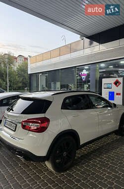 Внедорожник / Кроссовер Mercedes-Benz GLA-Class 2015 в 