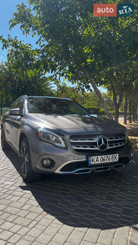 Позашляховик / Кросовер Mercedes-Benz GLA-Class 2018 в Одесі