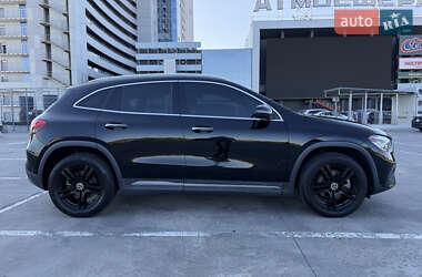 Внедорожник / Кроссовер Mercedes-Benz GLA-Class 2020 в 