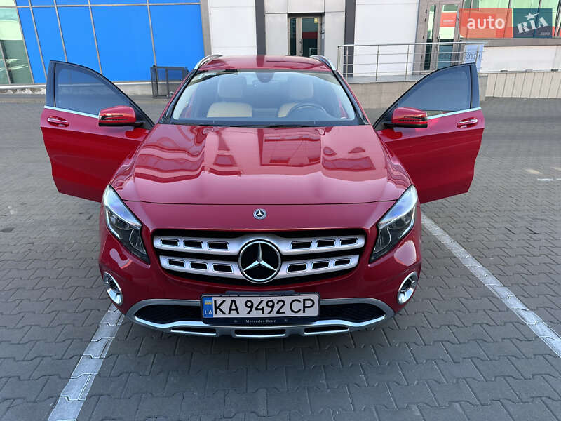 Позашляховик / Кросовер Mercedes-Benz GLA-Class 2017 в Києві фото 11 Позашляховик / Кросовер Mercedes-Benz GLA-Class 2017 в Києві