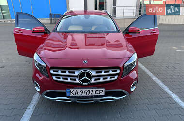 Внедорожник / Кроссовер Mercedes-Benz GLA-Class 2017 в 