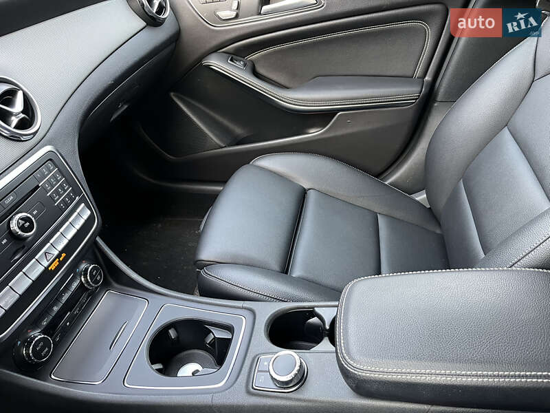 Внедорожник / Кроссовер Mercedes-Benz GLA-Class 2019 в Львове фото 33 Внедорожник / Кроссовер Mercedes-Benz GLA-Class 2019 в Львове