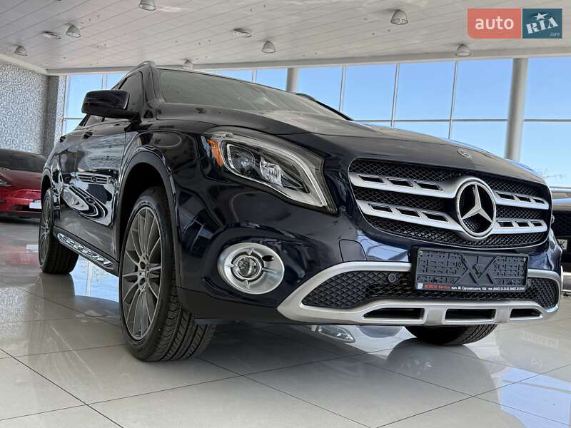Внедорожник / Кроссовер Mercedes-Benz GLA-Class 2019 в Одессе