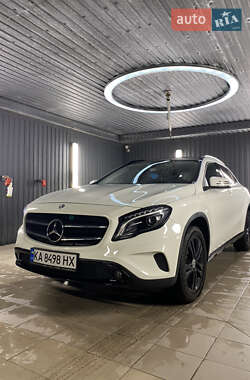 Внедорожник / Кроссовер Mercedes-Benz GLA-Class 2015 в Киеве