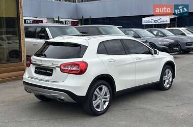 Внедорожник / Кроссовер Mercedes-Benz GLA-Class 2016 в 
