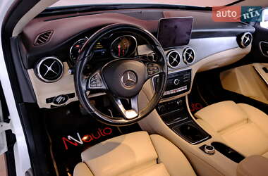 Позашляховик / Кросовер Mercedes-Benz GLA-Class 2018 в 