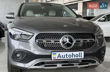 Внедорожник / Кроссовер Mercedes-Benz GLA-Class 2022 в 
