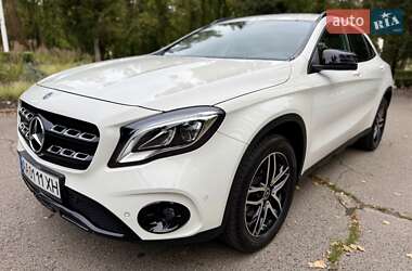 Внедорожник / Кроссовер Mercedes-Benz GLA-Class 2017 в 