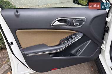 Внедорожник / Кроссовер Mercedes-Benz GLA-Class 2017 в 