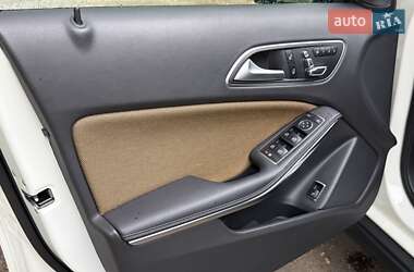 Внедорожник / Кроссовер Mercedes-Benz GLA-Class 2017 в 