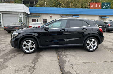 Внедорожник / Кроссовер Mercedes-Benz GLA-Class 2017 в 
