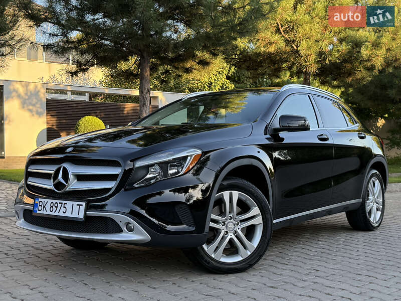 Внедорожник / Кроссовер Mercedes-Benz GLA-Class 2014 в 