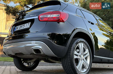 Внедорожник / Кроссовер Mercedes-Benz GLA-Class 2014 в 
