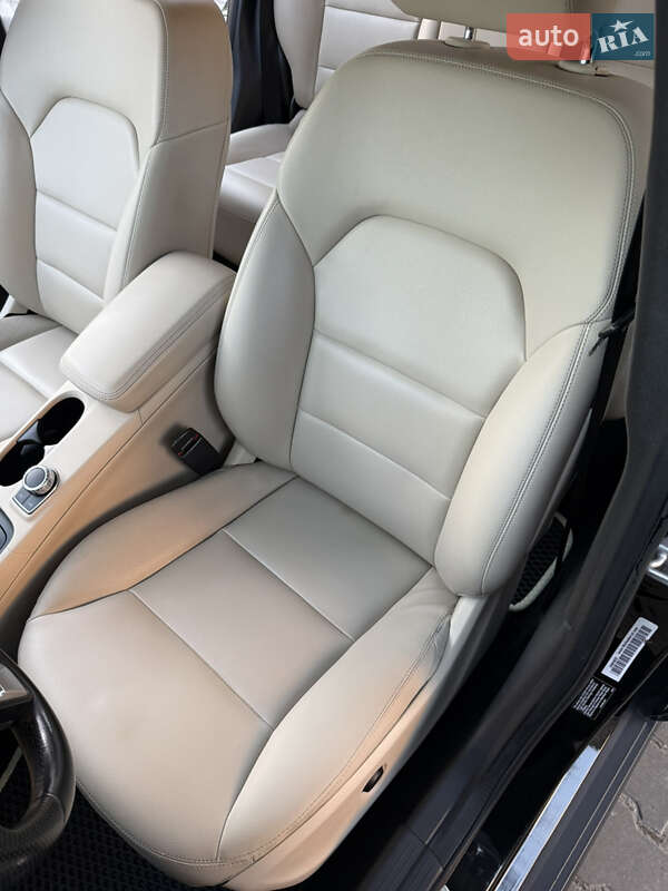 Внедорожник / Кроссовер Mercedes-Benz GLA-Class 2014 в Одессе