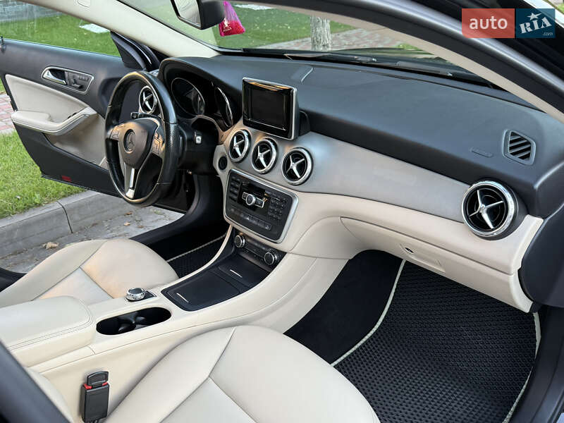 Внедорожник / Кроссовер Mercedes-Benz GLA-Class 2014 в Одессе