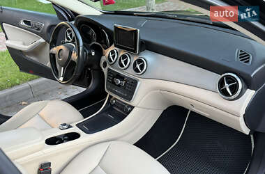 Внедорожник / Кроссовер Mercedes-Benz GLA-Class 2014 в 