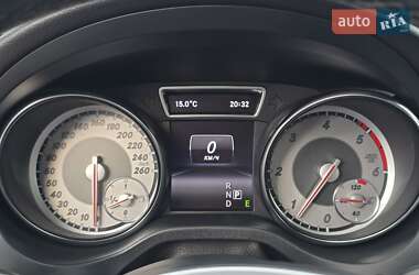 Внедорожник / Кроссовер Mercedes-Benz GLA-Class 2014 в 