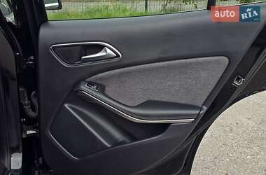 Внедорожник / Кроссовер Mercedes-Benz GLA-Class 2014 в 