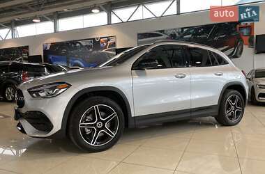 Внедорожник / Кроссовер Mercedes-Benz GLA-Class 2023 в 