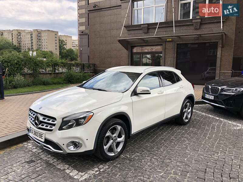 Внедорожник / Кроссовер Mercedes-Benz GLA-Class 2017 в Киеве фото 2 Внедорожник / Кроссовер Mercedes-Benz GLA-Class 2017 в Киеве