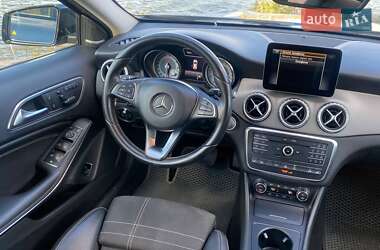 Позашляховик / Кросовер Mercedes-Benz GLA-Class 2016 в 