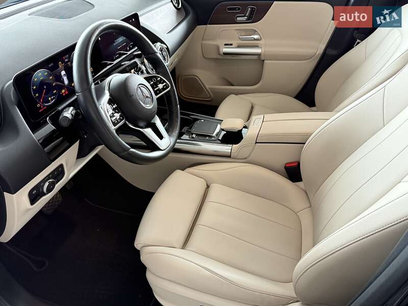 Внедорожник / Кроссовер Mercedes-Benz GLA-Class 2023 в Одессе
