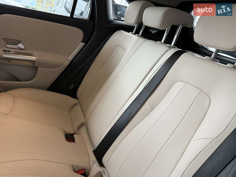 Внедорожник / Кроссовер Mercedes-Benz GLA-Class 2023 в Одессе