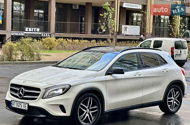 Позашляховик / Кросовер Mercedes-Benz GLA-Class 2015 в 