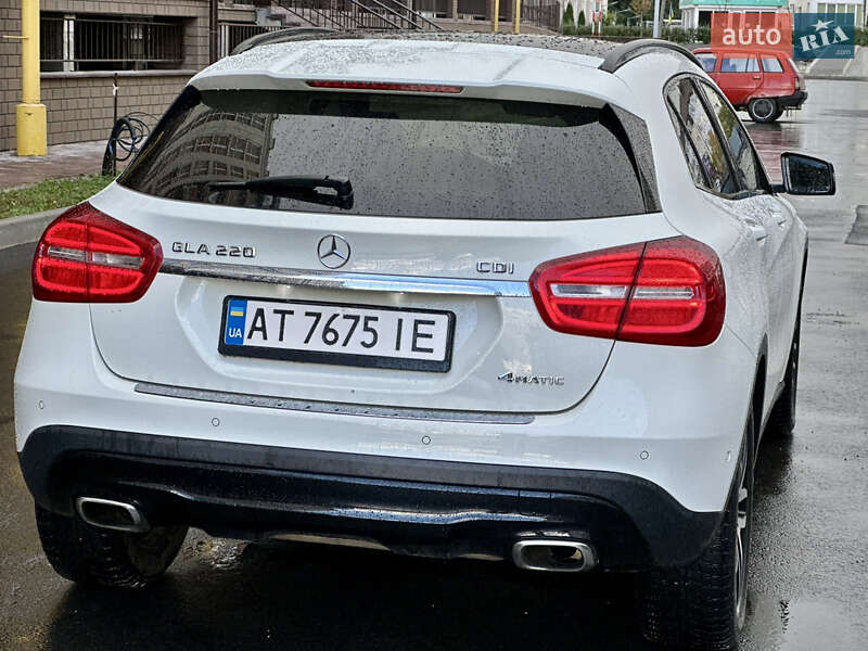 Позашляховик / Кросовер Mercedes-Benz GLA-Class 2015 в Києві