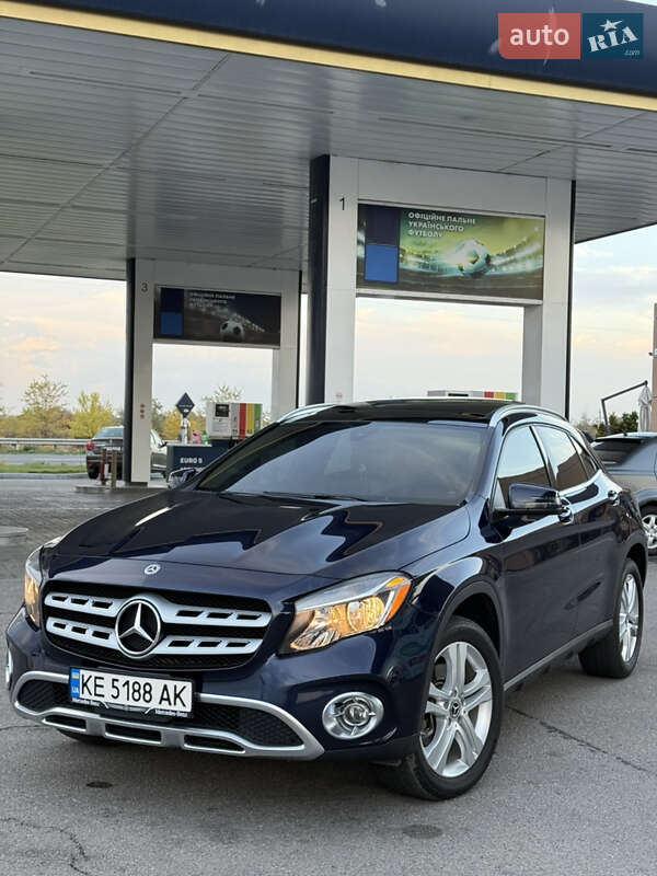 Внедорожник / Кроссовер Mercedes-Benz GLA-Class 2017 в Днепре