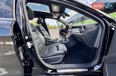 Позашляховик / Кросовер Mercedes-Benz GLA-Class 2016 в  фото 42 Позашляховик / Кросовер Mercedes-Benz GLA-Class 2016 в