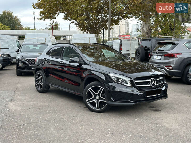 Позашляховик / Кросовер Mercedes-Benz GLA-Class 2017 в 