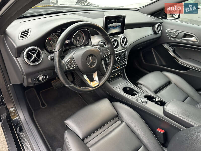 Позашляховик / Кросовер Mercedes-Benz GLA-Class 2017 в Одесі