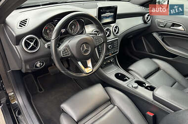 Позашляховик / Кросовер Mercedes-Benz GLA-Class 2017 в 