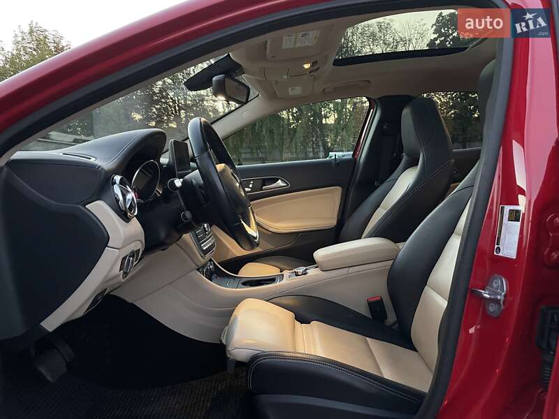 Внедорожник / Кроссовер Mercedes-Benz GLA-Class 2018 в Львове