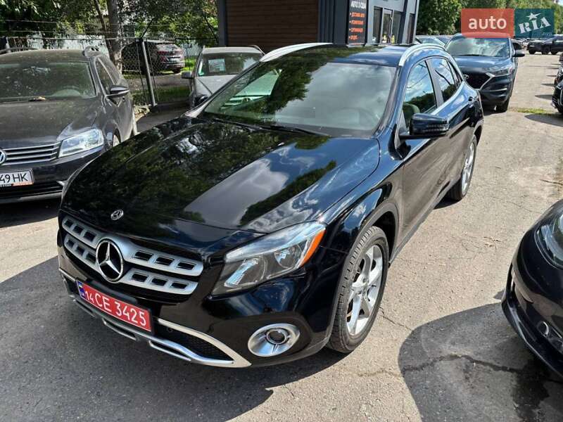 Внедорожник / Кроссовер Mercedes-Benz GLA-Class 2019 в Полтаве