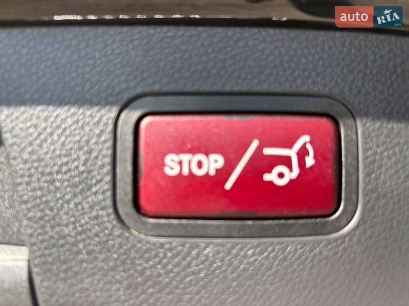 Внедорожник / Кроссовер Mercedes-Benz GLA-Class 2019 в Полтаве