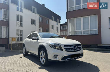 Позашляховик / Кросовер Mercedes-Benz GLA-Class 2017 в  фото 3 Позашляховик / Кросовер Mercedes-Benz GLA-Class 2017 в