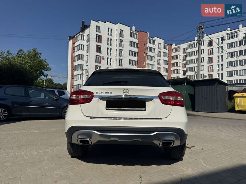 Внедорожник / Кроссовер Mercedes-Benz GLA-Class 2017 в Львове фото 5 Внедорожник / Кроссовер Mercedes-Benz GLA-Class 2017 в Львове