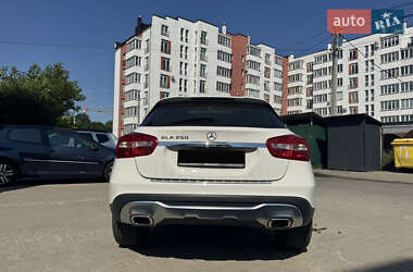 Позашляховик / Кросовер Mercedes-Benz GLA-Class 2017 в  фото 5 Позашляховик / Кросовер Mercedes-Benz GLA-Class 2017 в