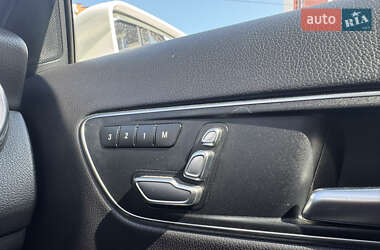 Позашляховик / Кросовер Mercedes-Benz GLA-Class 2017 в  фото 13 Позашляховик / Кросовер Mercedes-Benz GLA-Class 2017 в